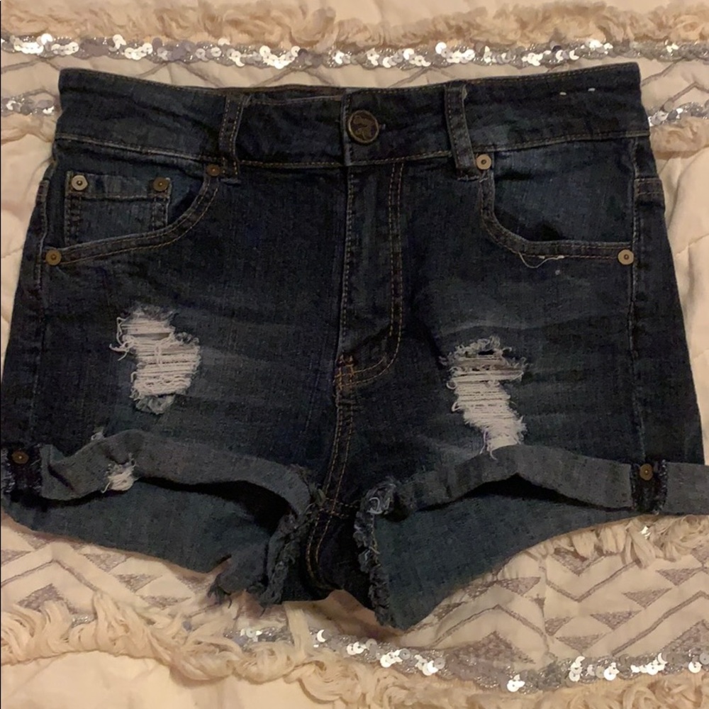 Ripped denim shorts